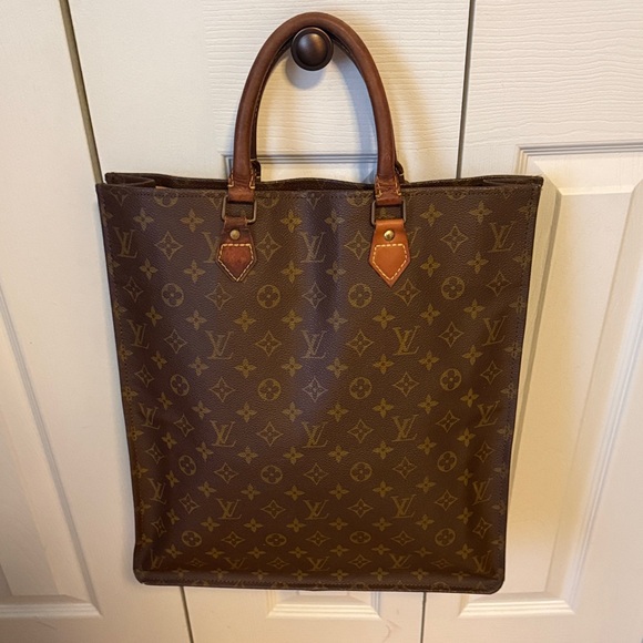 Louis Vuitton Handbags - LOUIS VUITTON Monogram SAC PLAT Bag Vintage